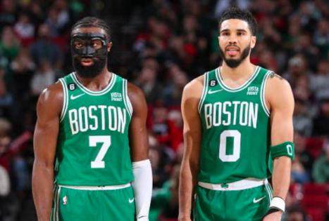 完美世界竞技平台官网-绿军关键战溃不成军 马祖拉坦言更衣室彻底失控