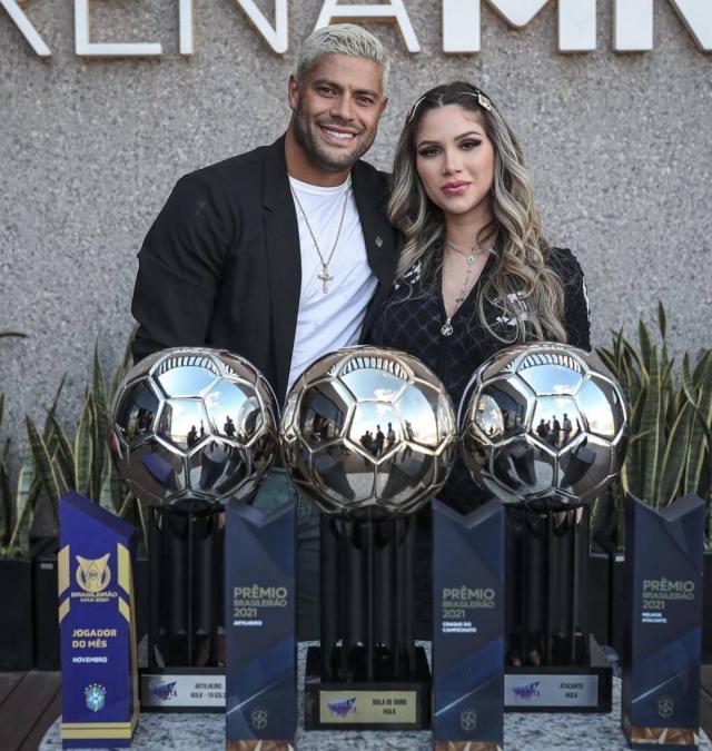 又夺赛季MVP！浩克回巴甲大丰收 坦言最感谢一个人